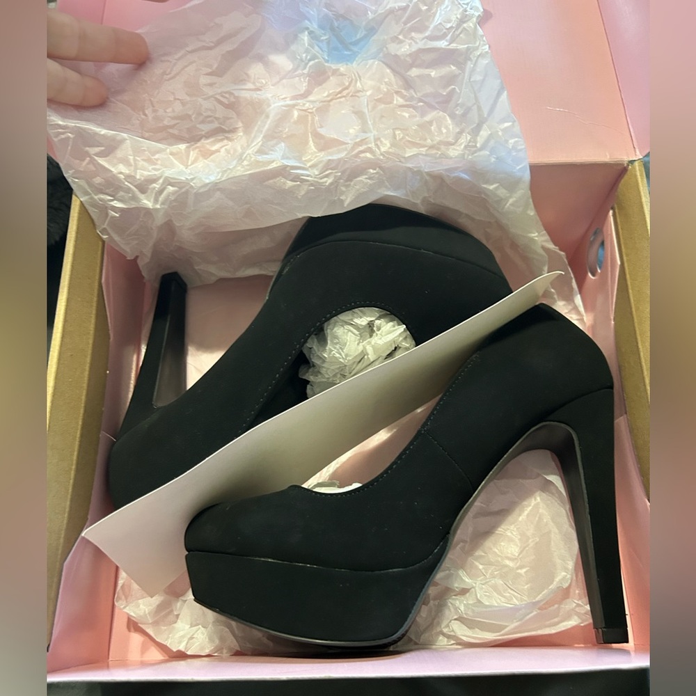 Elegant Black Charlotte Russe heels